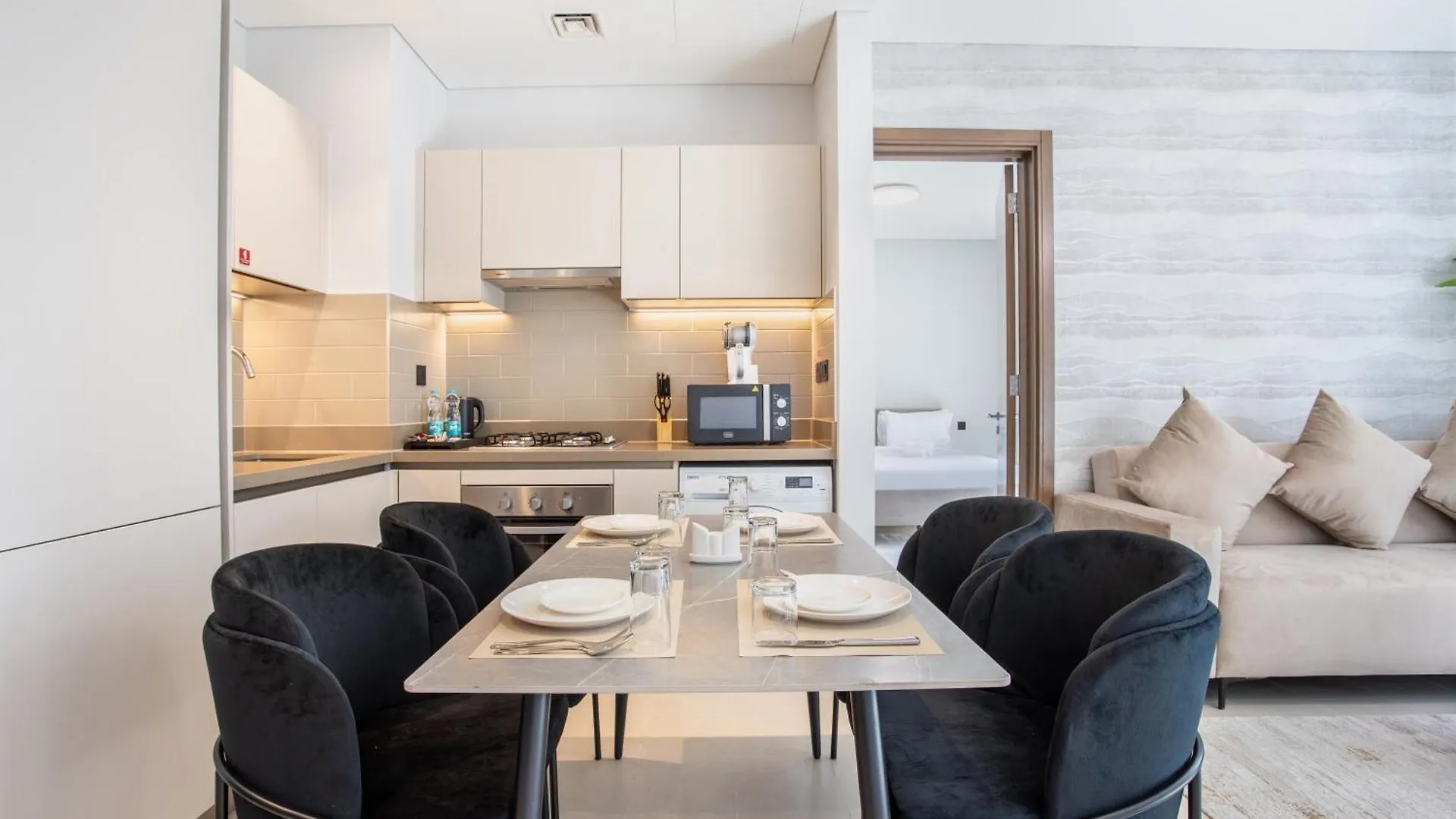 Stay By Latinem 2Br Holiday Home Cv A2709 Near Burj Khalifa دبي 0*,