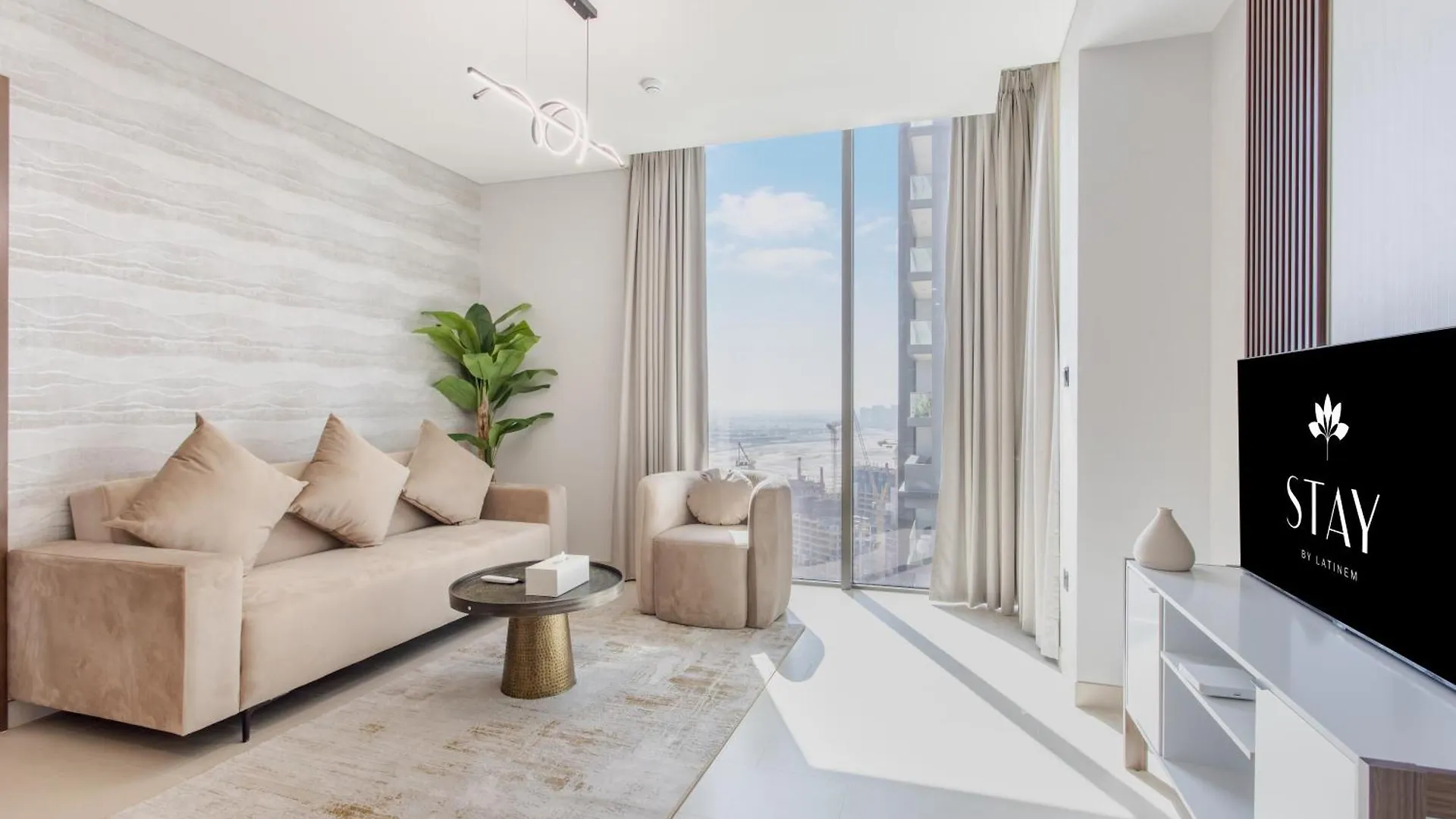 Stay By Latinem 2Br Holiday Home Cv A2709 Near Burj Khalifa Dubai